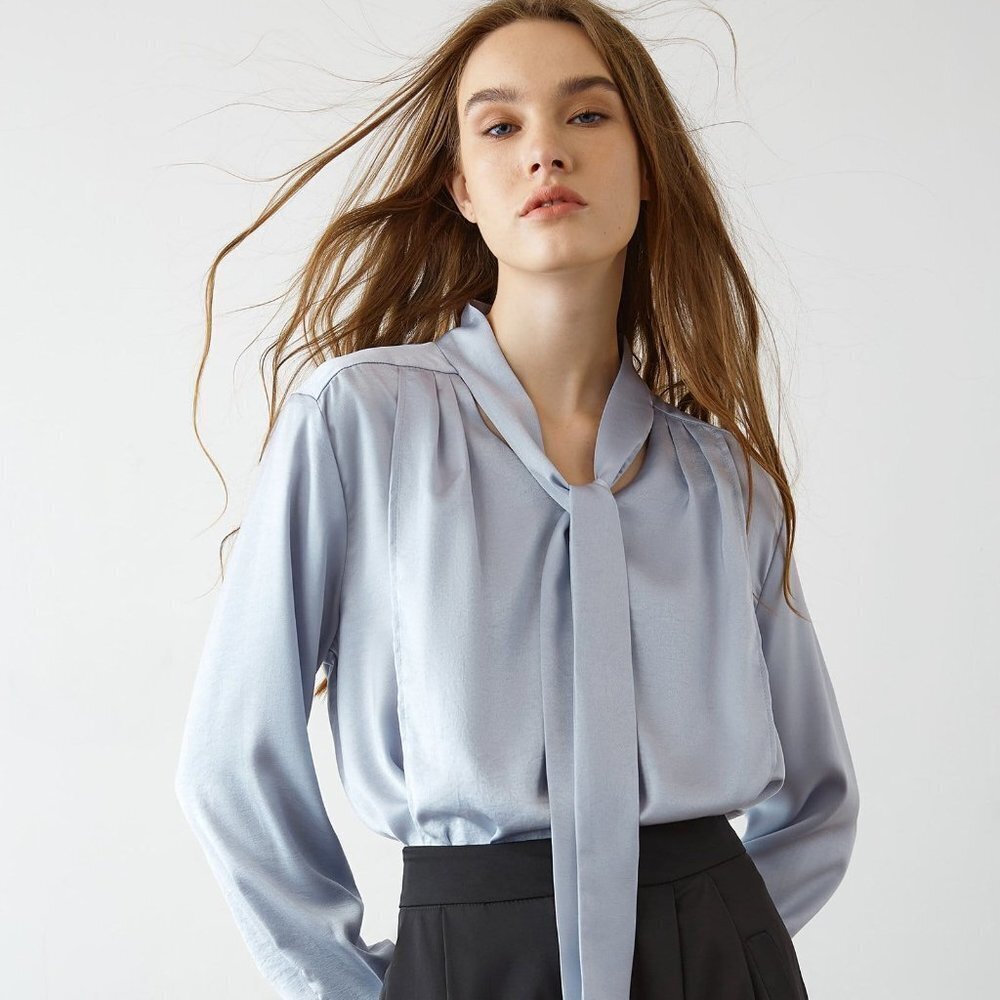J.ing Eleni Cornflower Tie Shirt
